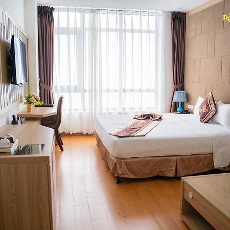 Royal Huy Hotel Tam Ðảo Buitenkant foto