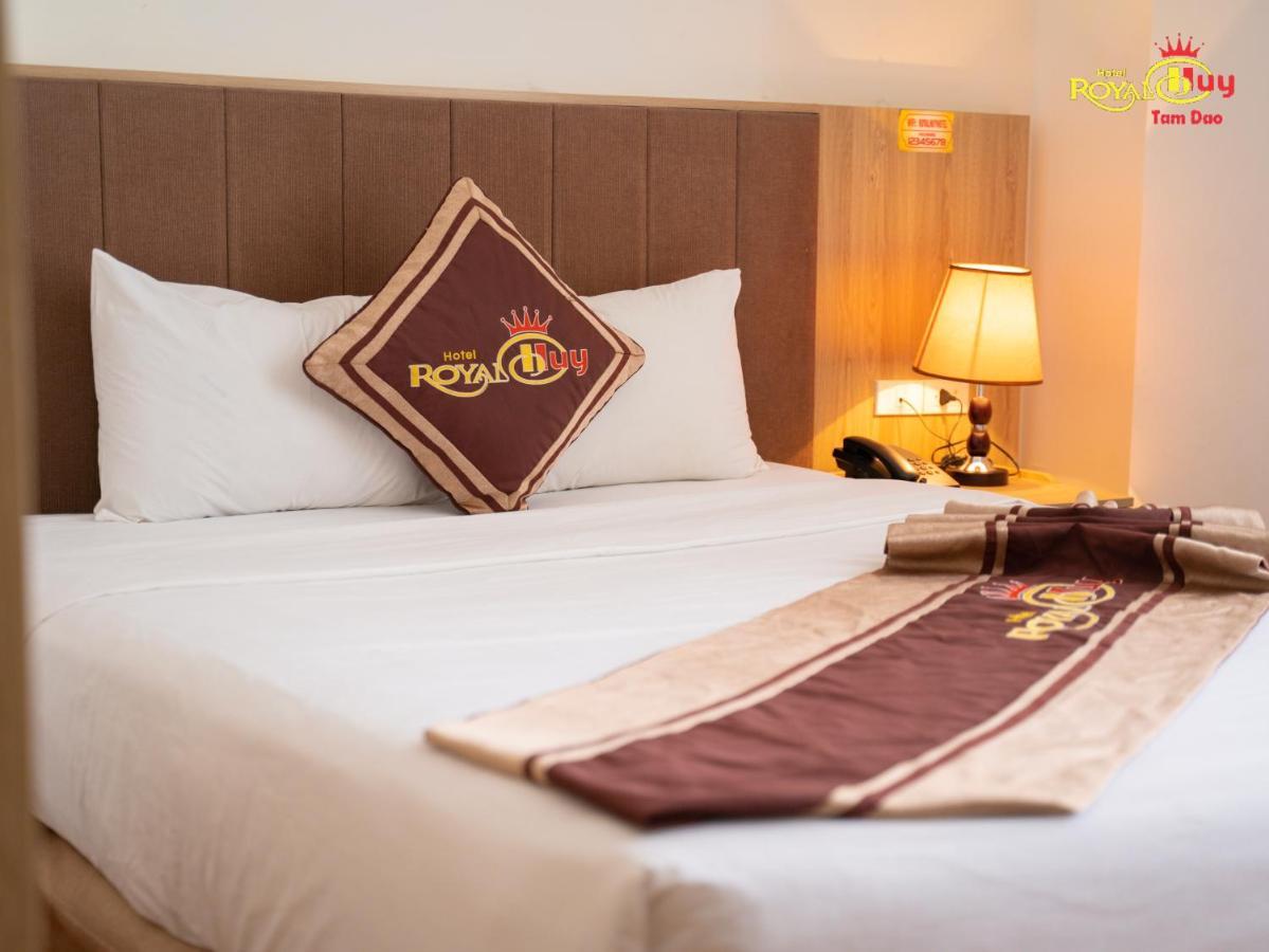 Royal Huy Hotel Tam Ðảo Buitenkant foto