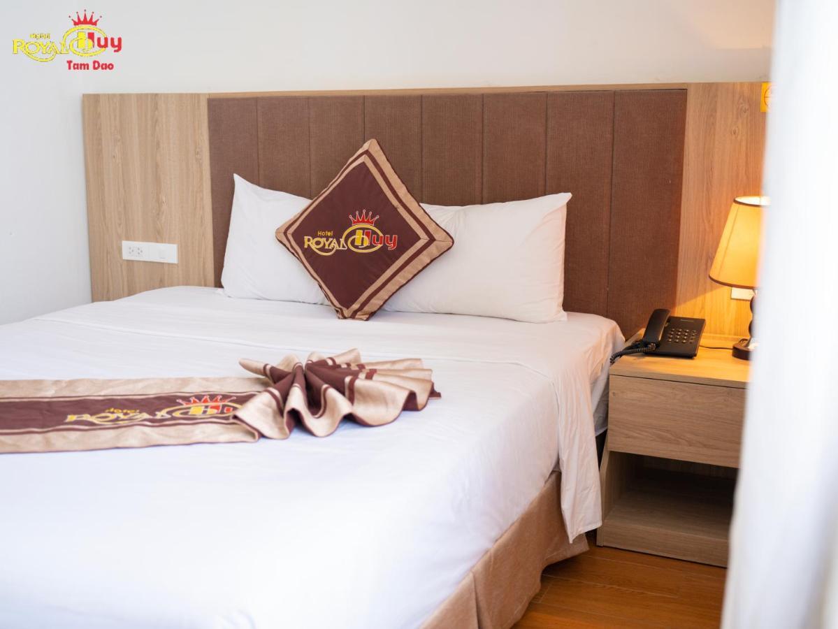 Royal Huy Hotel Tam Ðảo Buitenkant foto